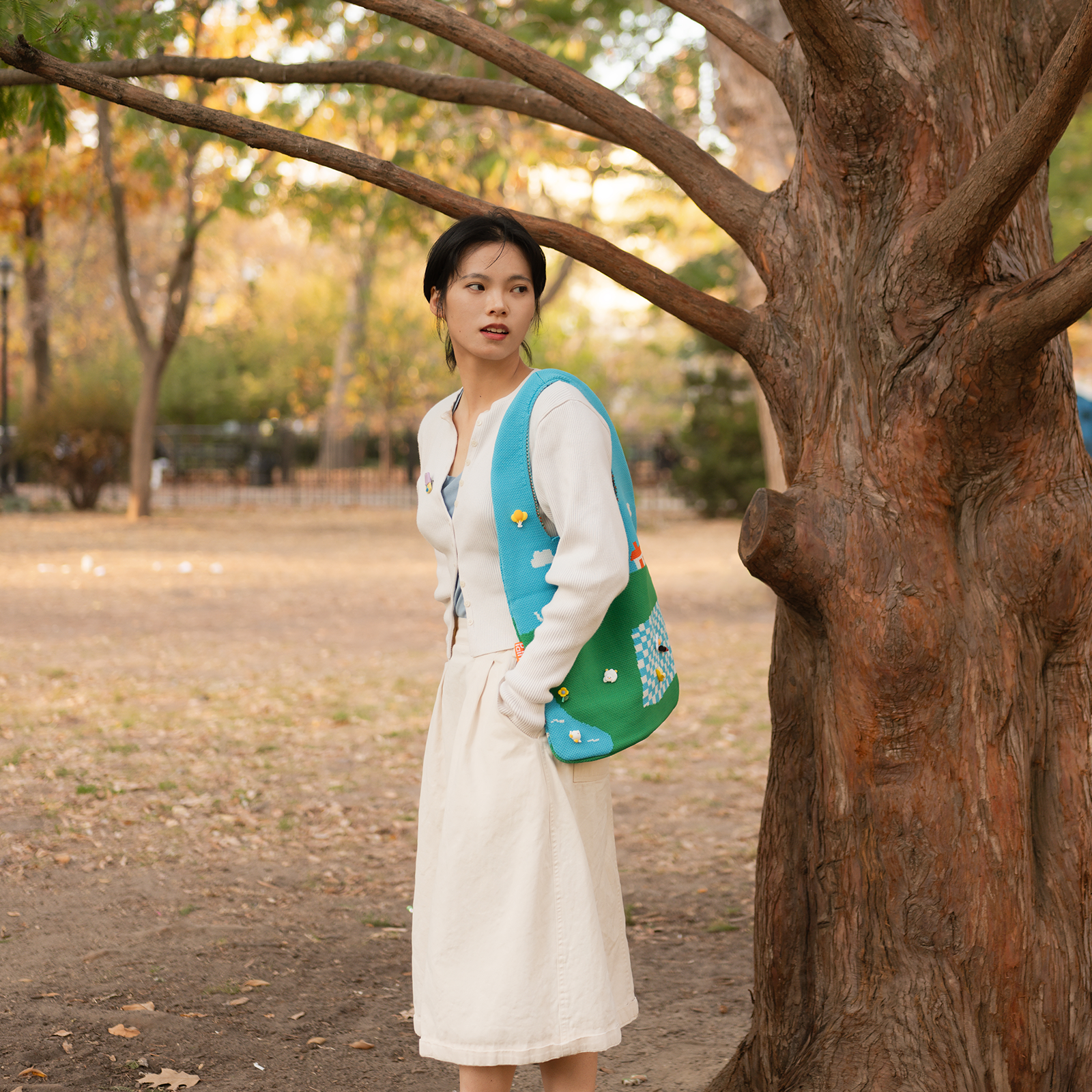 “Let's Picnic” Shoulder Bag view 3